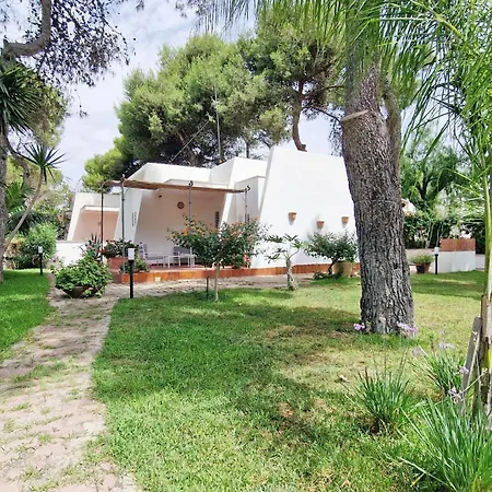 In Riva Al Mare Fontanelle (Lecce)