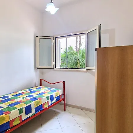 Villa In Riva Al Mare