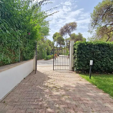 In Riva Al Mare Villa