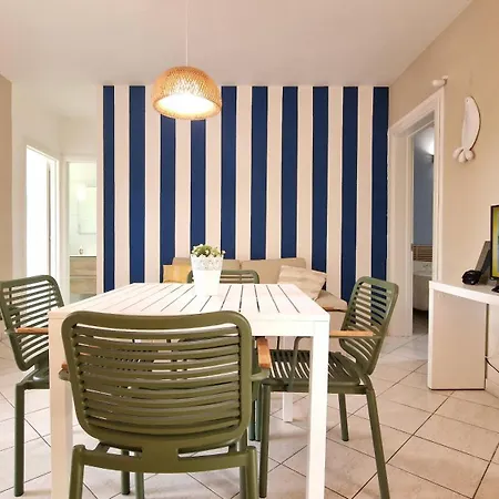 In Riva Al Mare Villa *