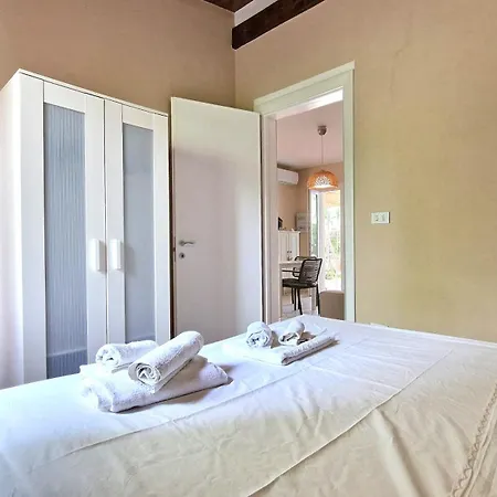 In Riva Al Mare Villa *